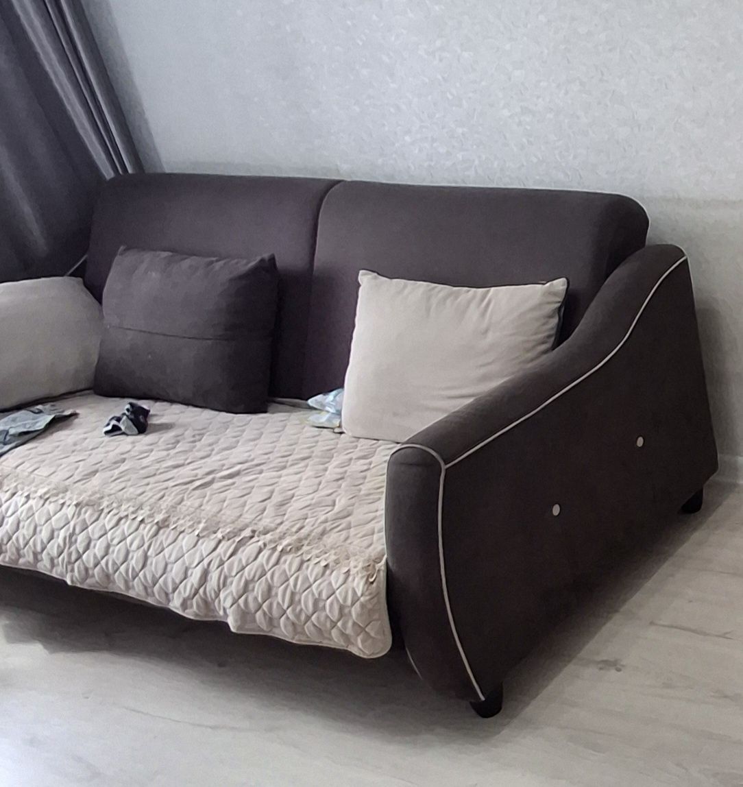 Продам диван с одним креслом