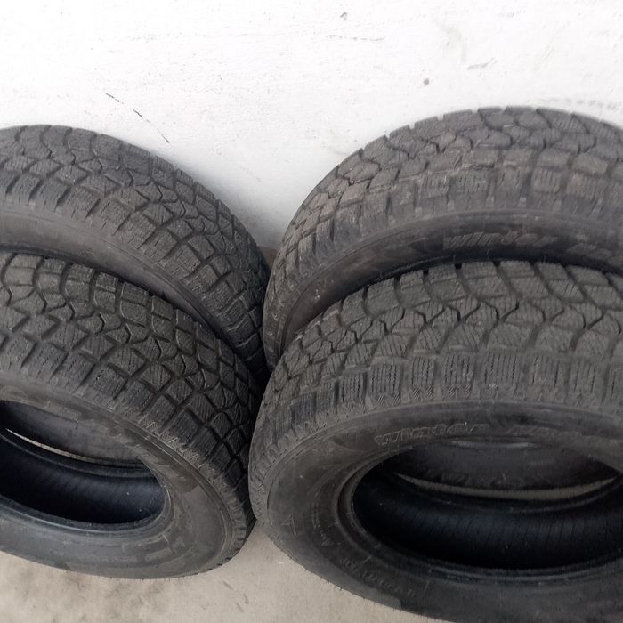 зимняя резина комплект новый