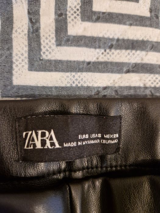 Кожен пснталон Zara