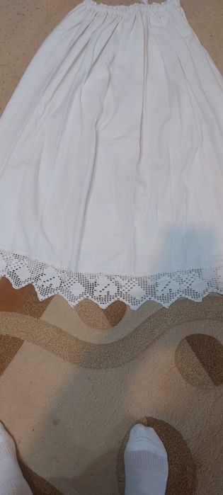 Poale costum popular