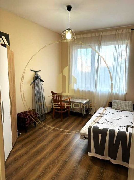Дава се под наем Тристаен апартамент в Варна, ЖП Гара - 100 кв.м за 750 € - Снимка #4