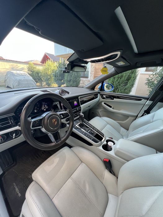 Porsche Macan Standard