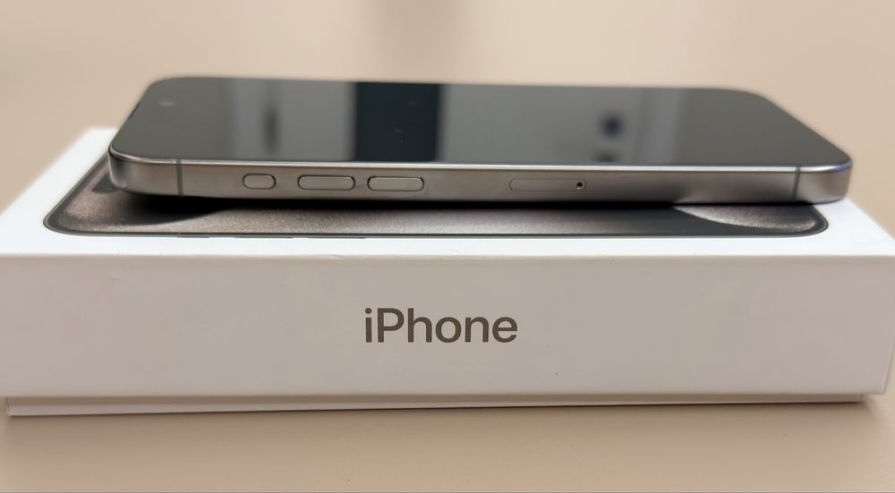 iPhone 15 Pro Max, Natural Titanium, 256GB