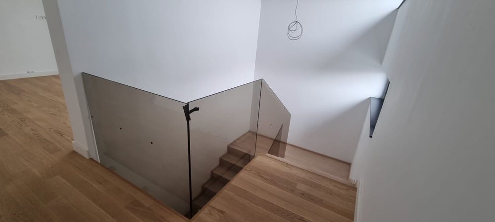 Termopane, uși de garaj, balustrade de sticlă