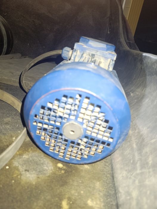 Мотор,моторчик,мотор бетономешалка,матор,двигатель,маторчик