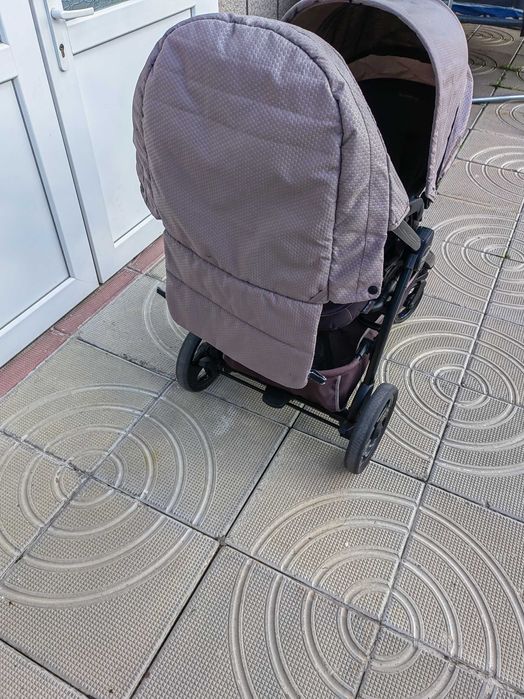 Количкa peg perego