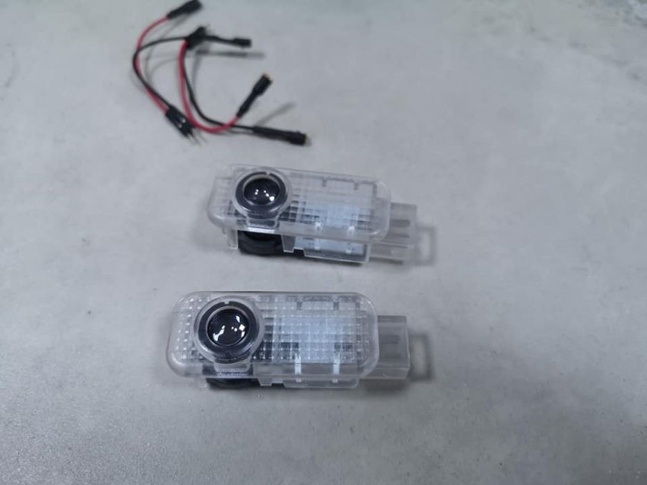 Lampi led logo portiere, dedicate Audi A3, A4, A5, A6, A7, Q3, Q5, Q7