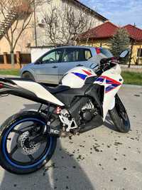 Honda CBR 125 R 2300€ negociabil