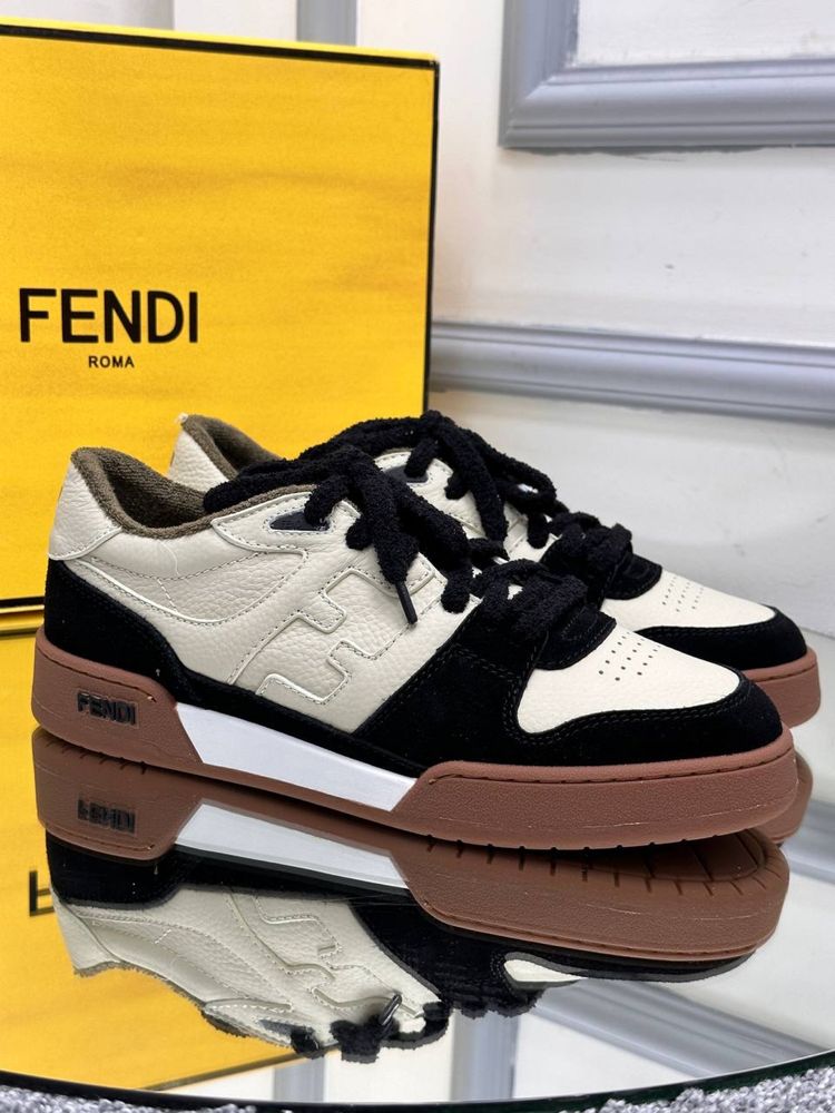 Adidasi FENDI model nou Premium full box