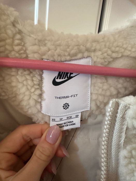 Преходно палто Nike Sportswear