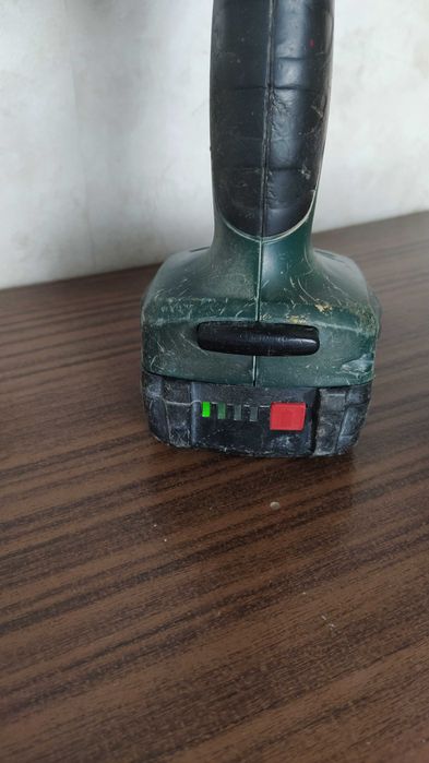 Винтоверт Metabo BS18