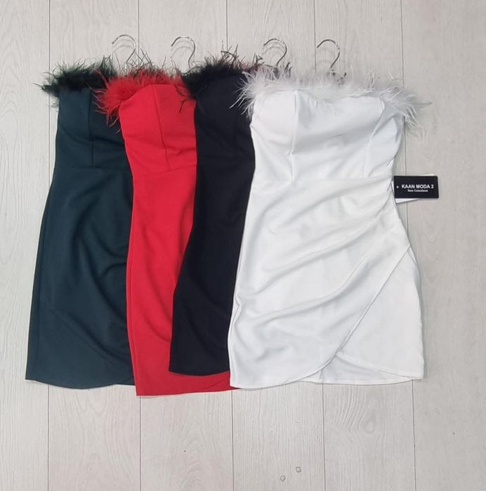 Официална черна рокля с пера