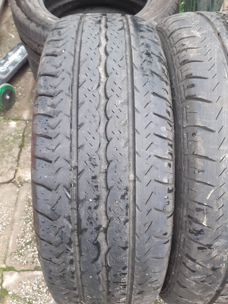 2бр. Гуми 215 60 16 C дот 2020 Uniroyal и 2бр. 215 65 16 C 2012 г. GT