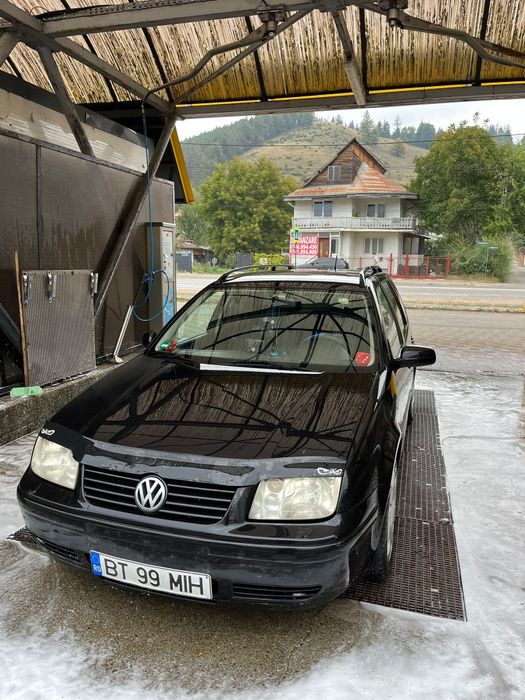 Bora 1.6 benzina