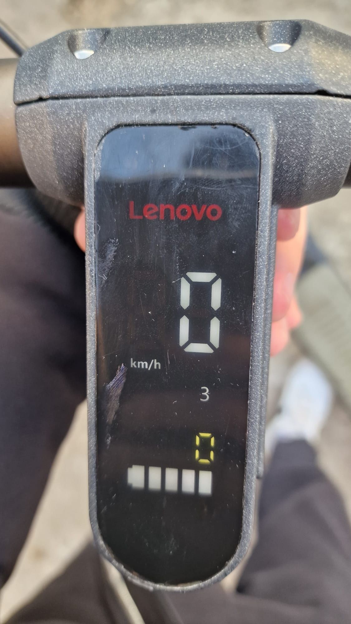 Lenovo Trotineta electrică