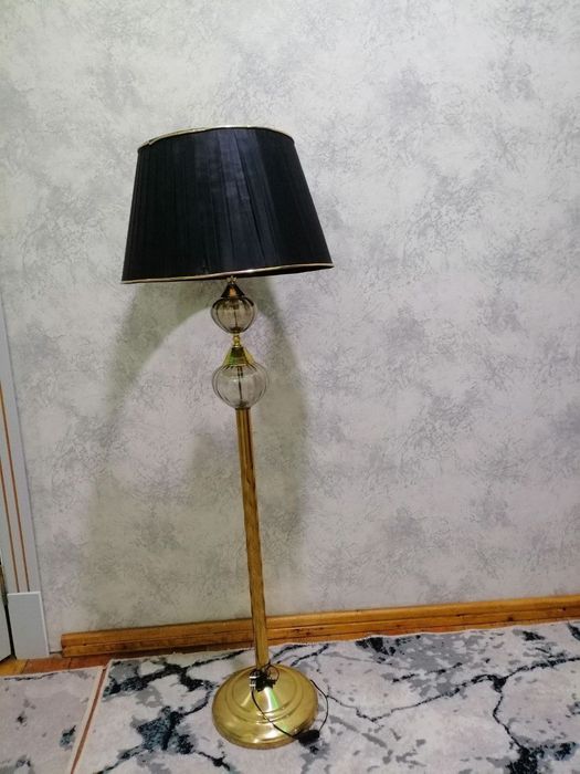 Продается оптом торшеры напольный производства Иран