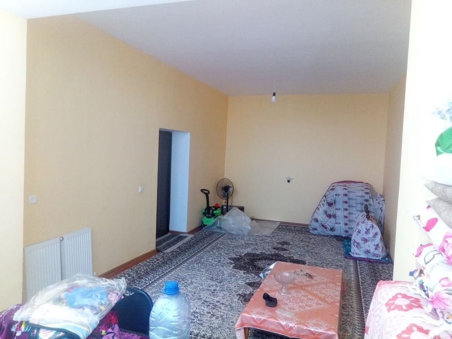Qarshi mahalladan yangi qurilgan dom sotiladi