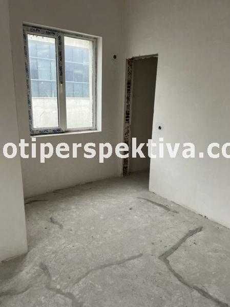 Продава се Тристаен апартамент в Пловдив, Център - 97 кв.м за 1372 €/кв.м - Снимка #2