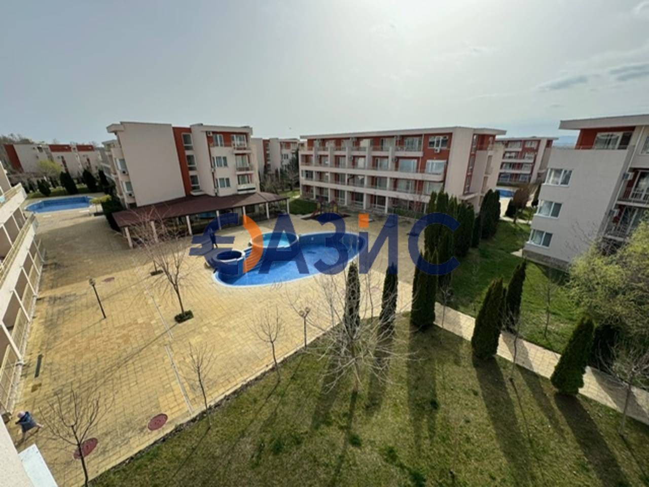 Продава се Тристаен апартамент в к.к. Слънчев бряг - 85 кв.м за 812 €/кв.м - Снимка #13