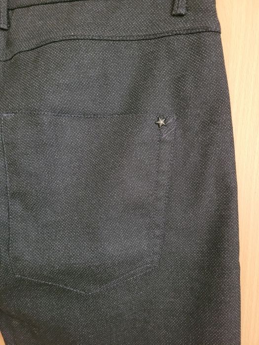 Vând pantaloni marca Zara, negri, mărimea M