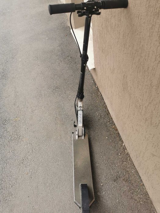 Продава се тротинетка