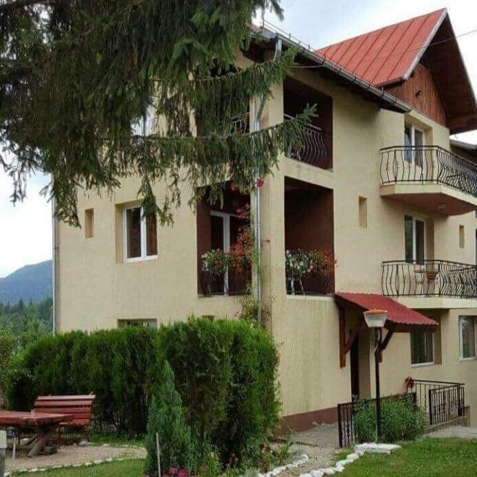 Vila Mihaela – Cazare Bușteni, Strada Castel Cantacuzino