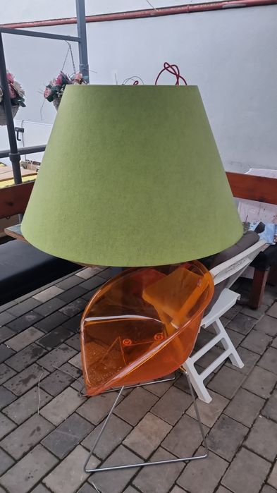 Lampadar  textila verde