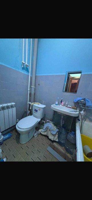 4 Микрорайон Продаётся 1 комнатная квартира на 2 этаже в кирпичном дом