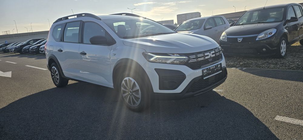 Vand Dacia Jogger