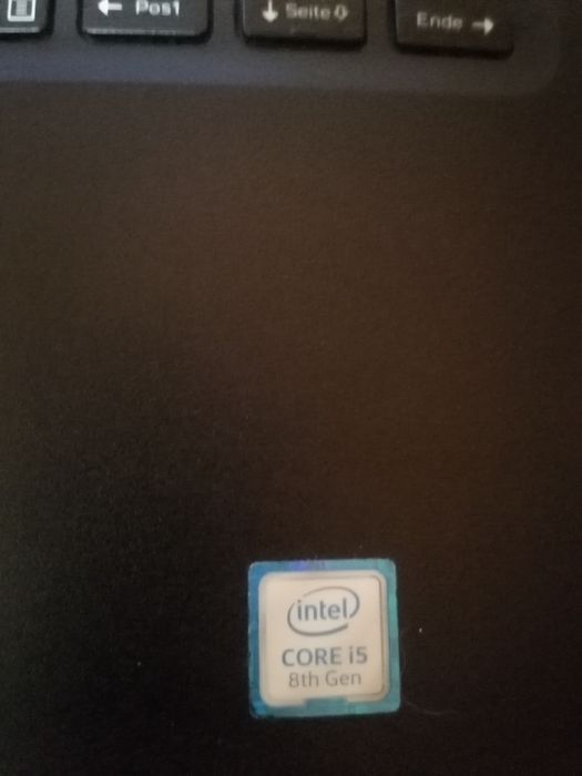 Vând laptop dell latitude 3490