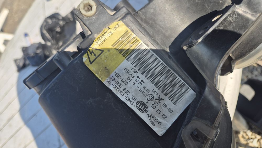 Оригинален Ляв Фар за JaguarXJ 2003- 2007г