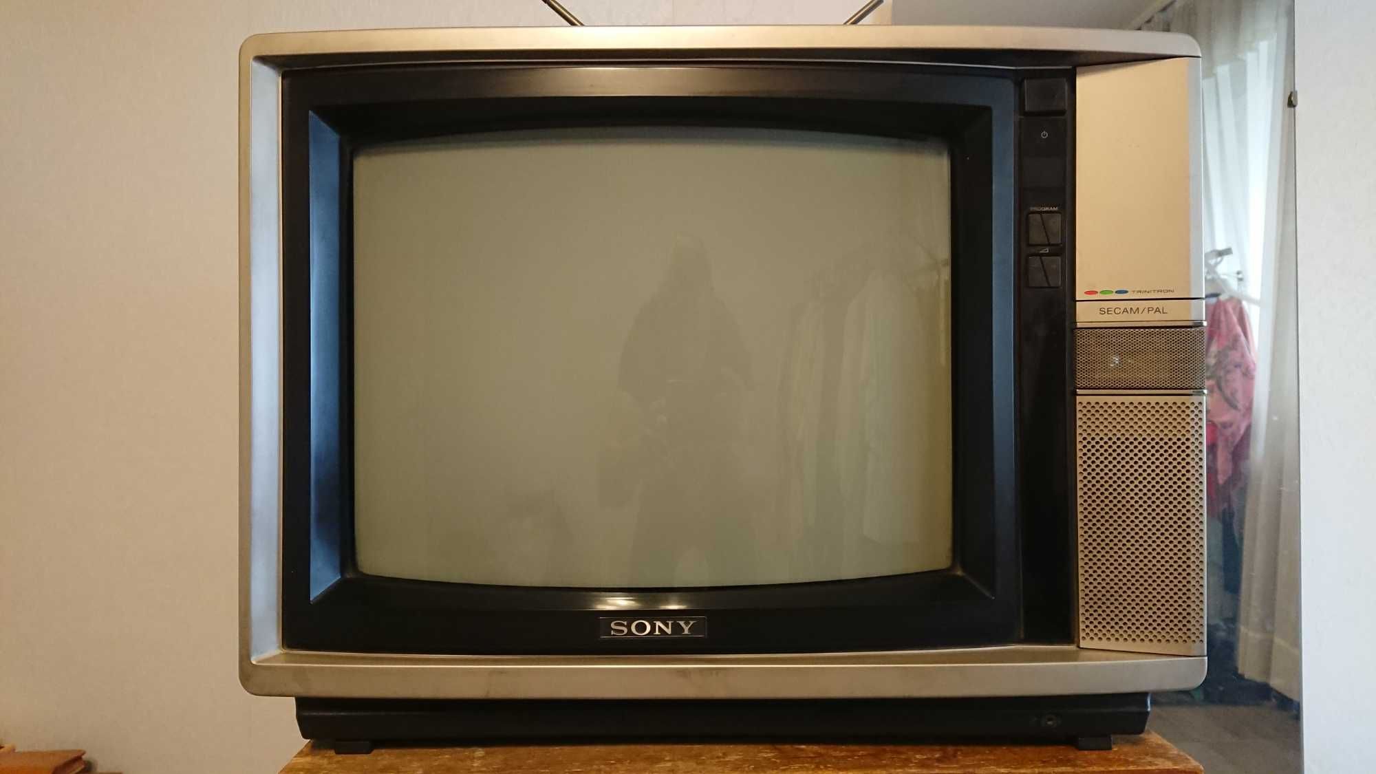 Телевизор SONY Trinitron Colour TV KV-2062ME2