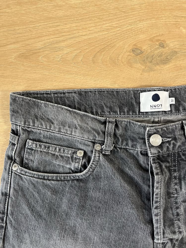 Levis,NN07 мъжки къси панталони размер 32