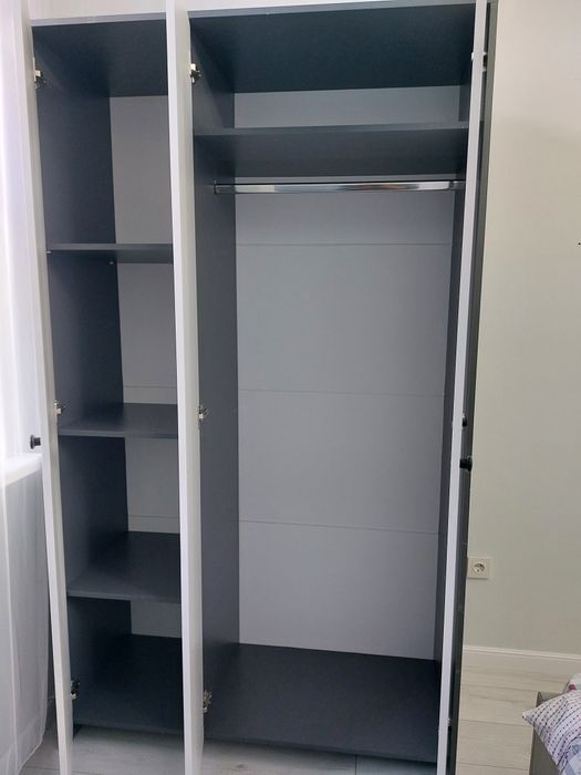 Шкафы и комод б/ в отличном состоянии