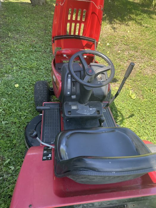 Vand tractoras tuns iarba MTD