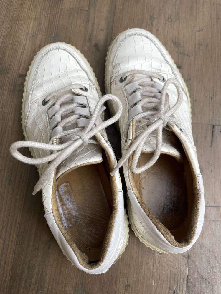 pantofi din piele cu platform vintage