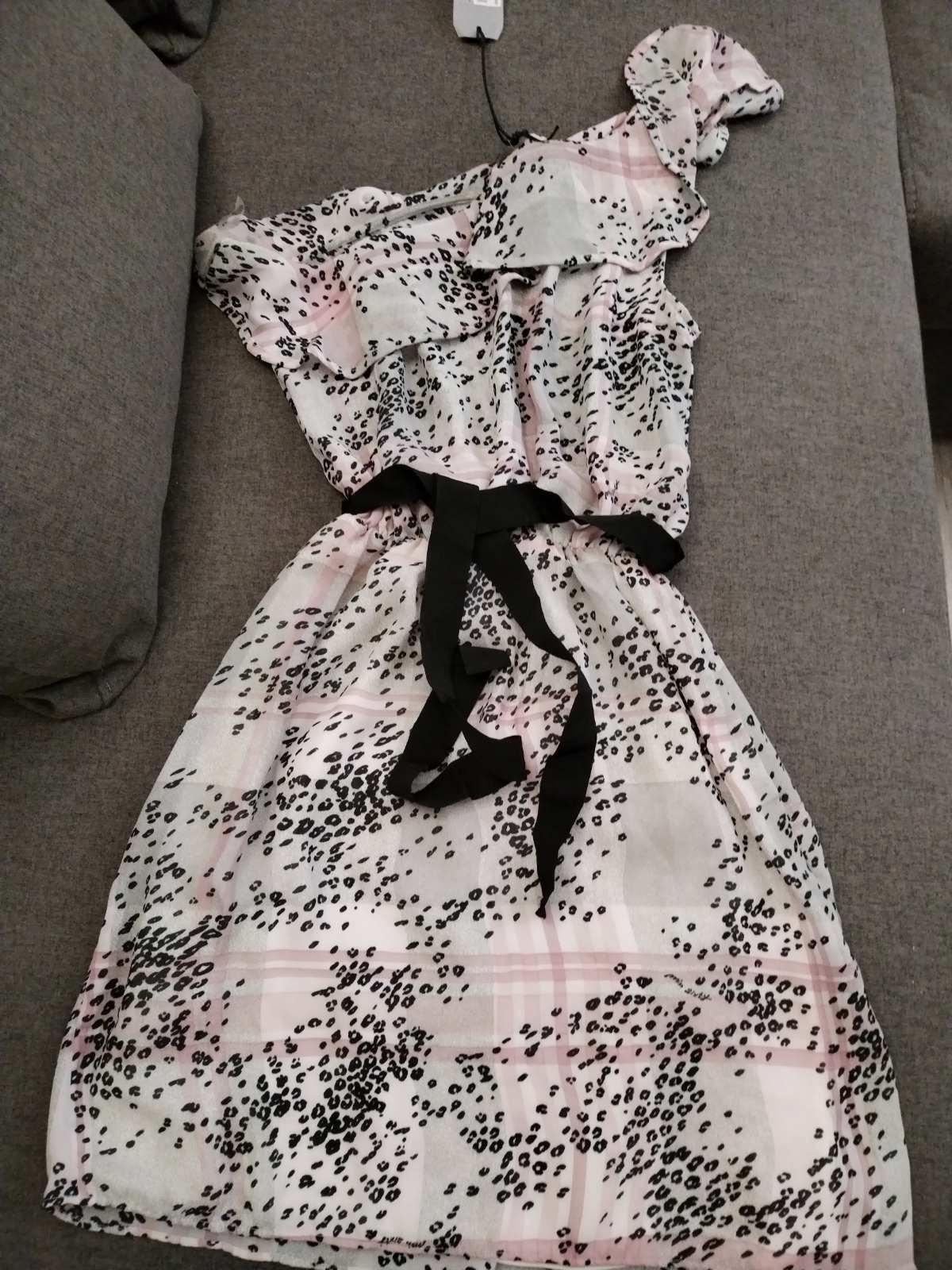 Оригинална нова рокля Miss Sixty с едно рамо М,Л размер