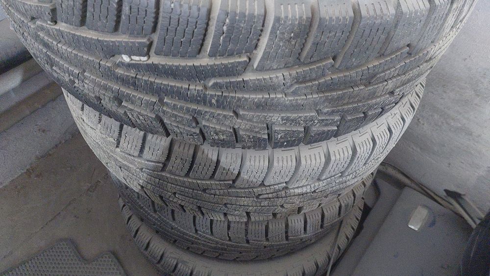 Шины зимние R17 225/65 106R