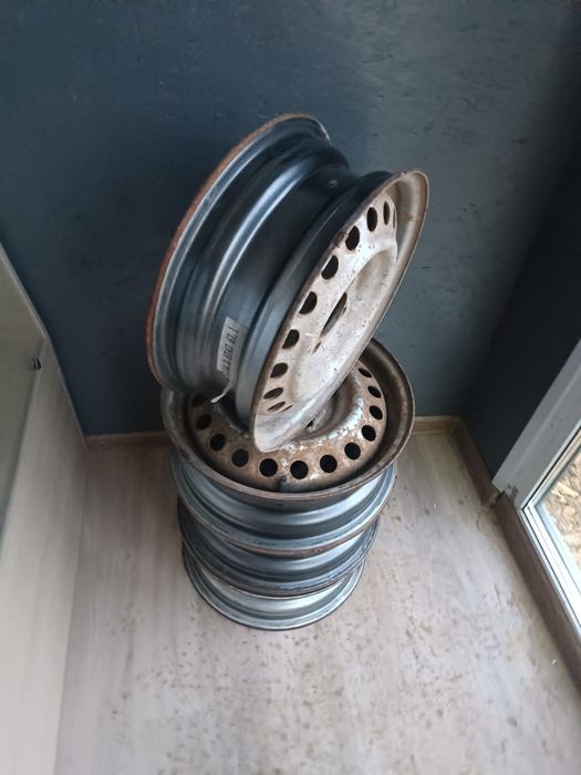 Продам диски в хорошем состоянии