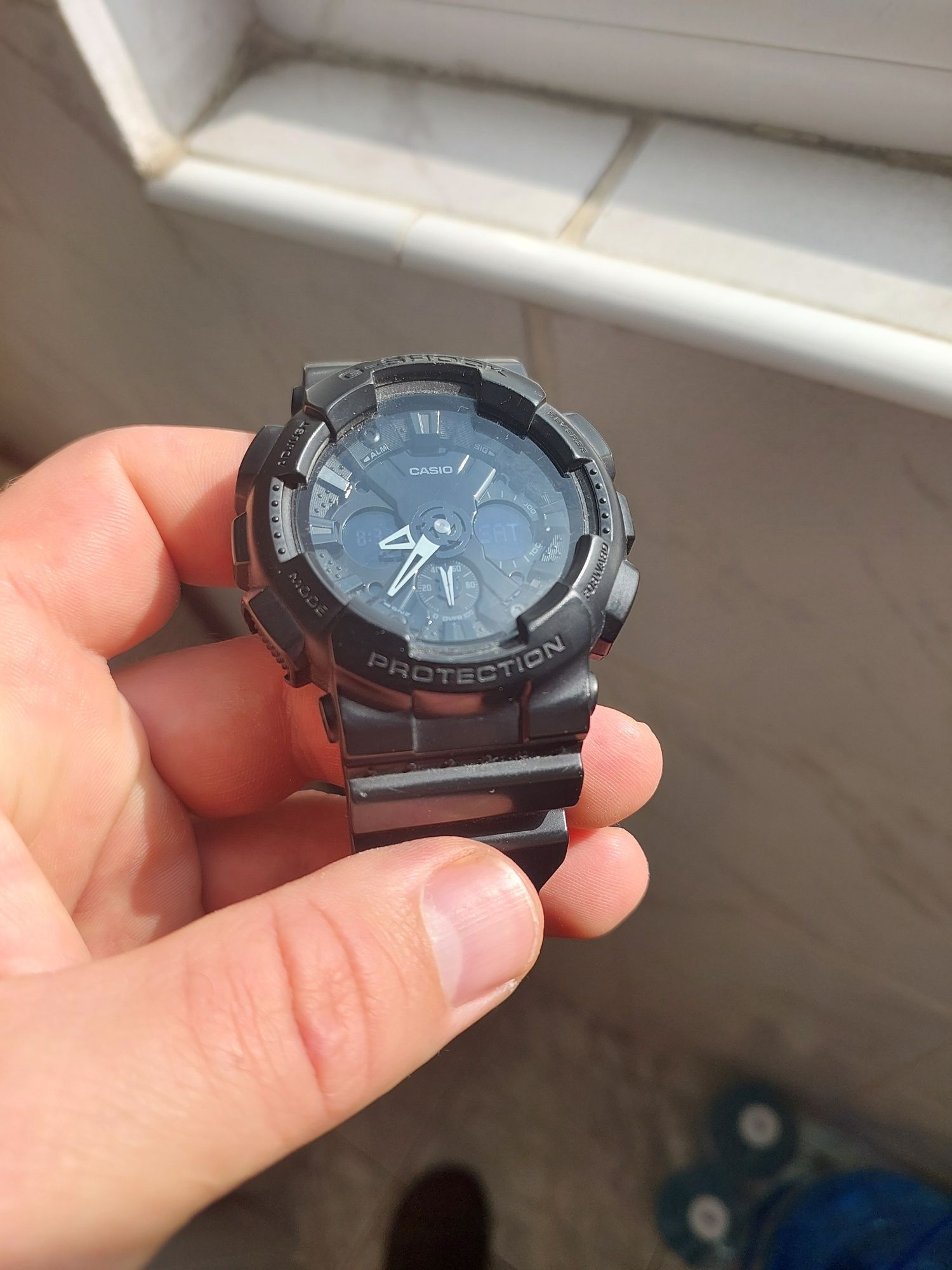Часовник CASIO G-SHOK GA 120 bb