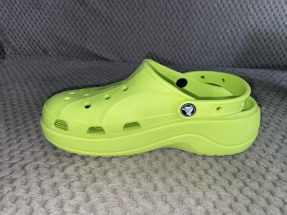Papuci CROCS nr 38-39