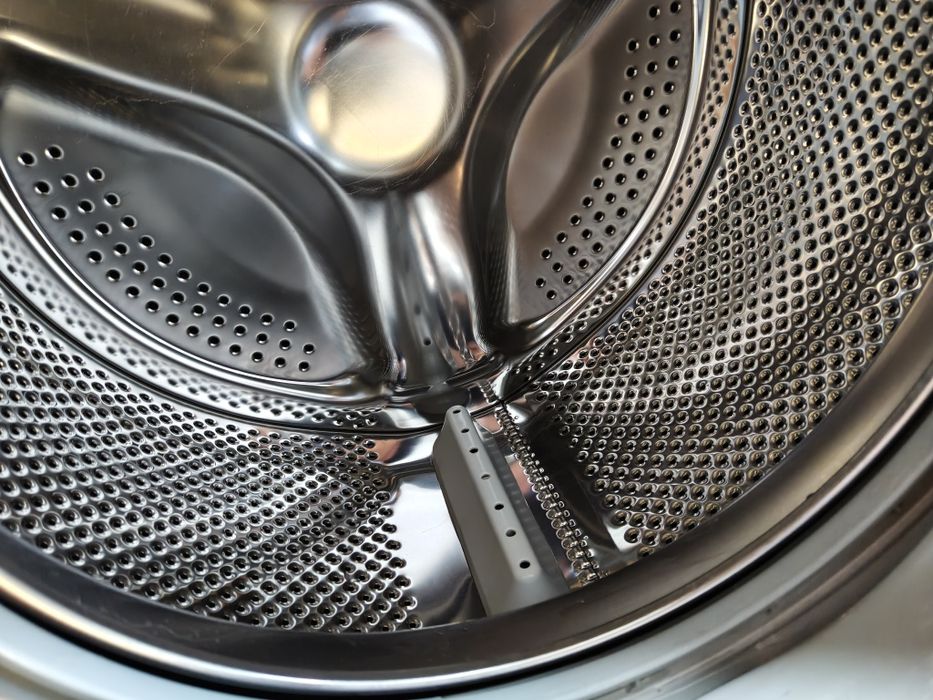 Стиралка Zanussi