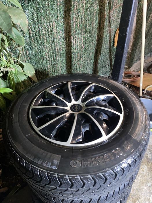 Jante de Tabla cu Cauciucuri 185 70 R14 M+S