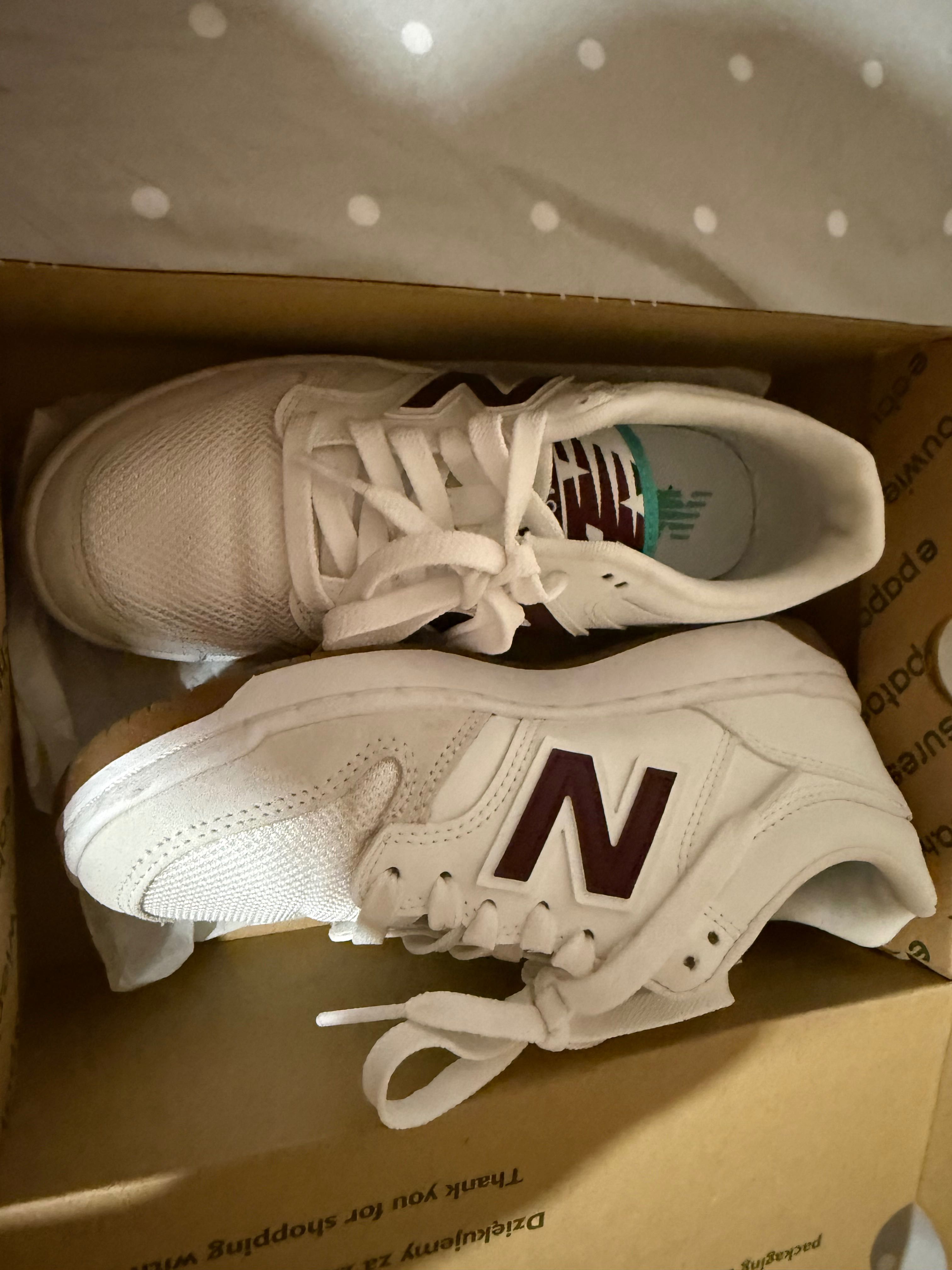 Обувки new balance нови номер 36