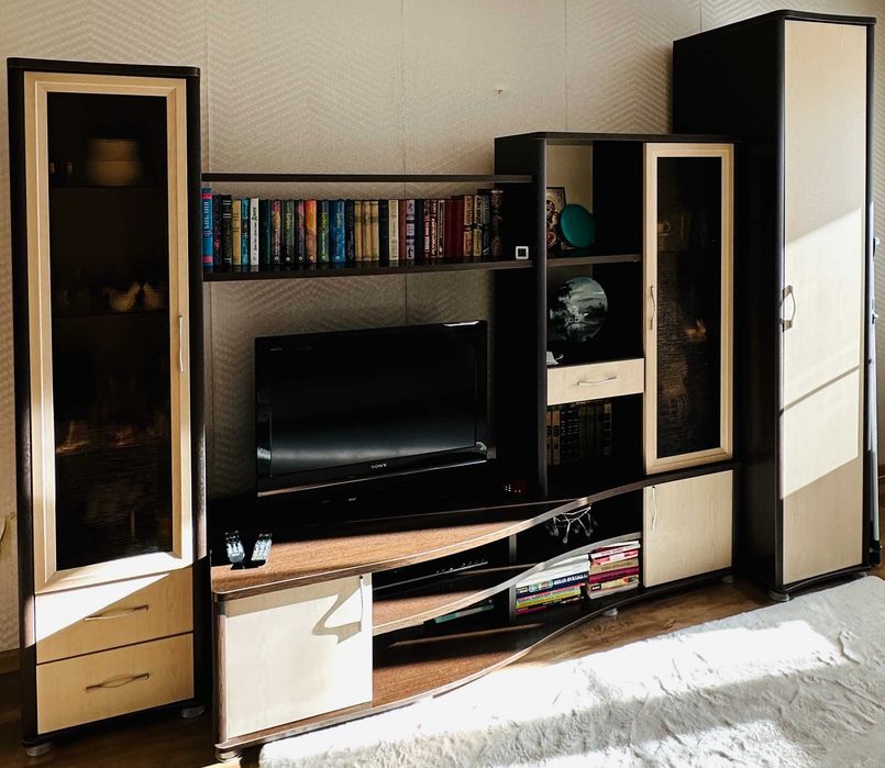 Продам стенку-горку