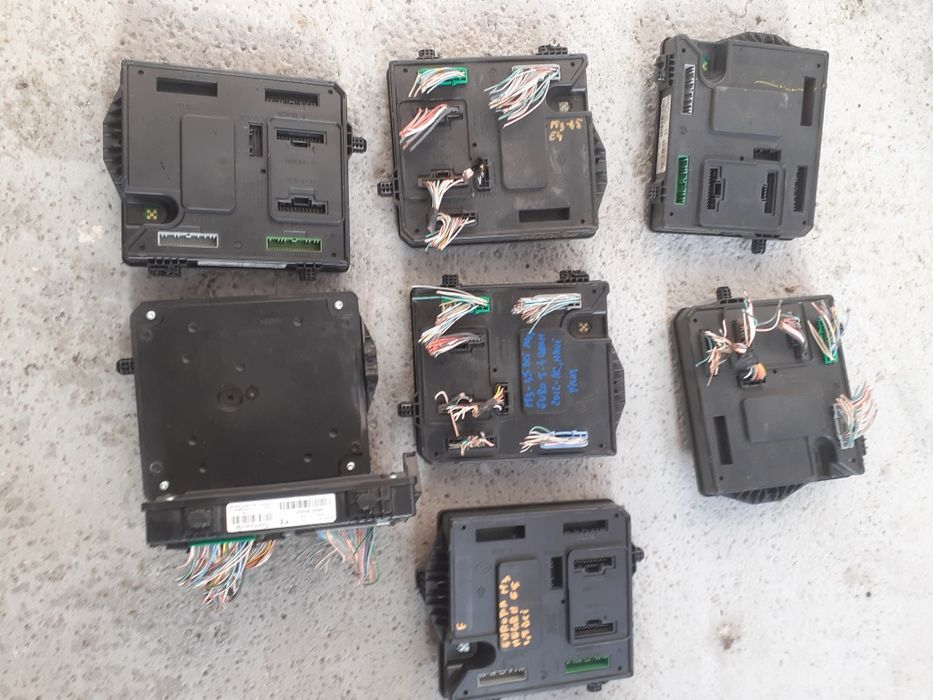 Calculator Modul Unitate Confort BSI Imobilizator Renault Scenic 3 1.5