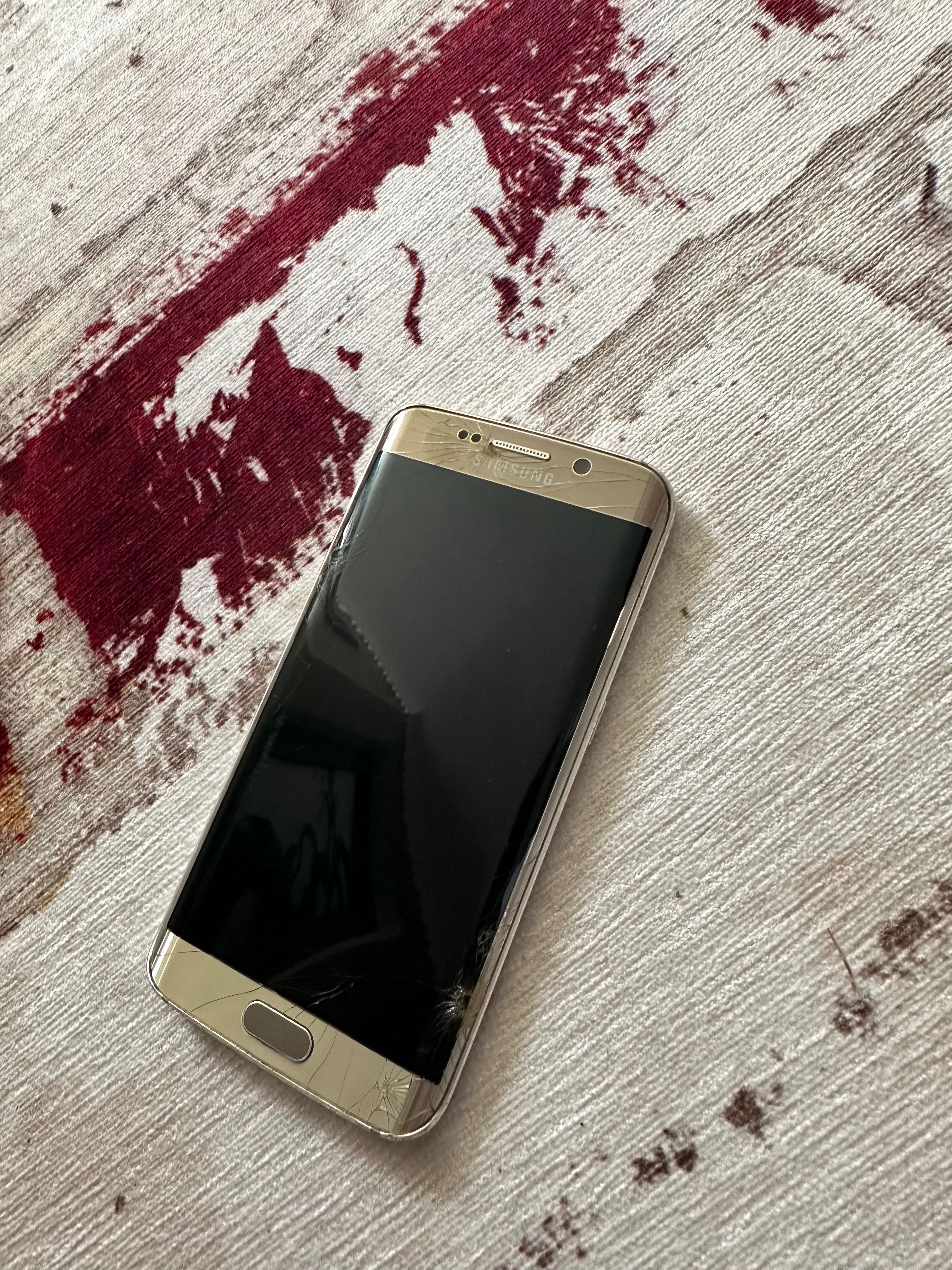 Vând Samsung galaxy S7 edge și Marca Oppo telefon