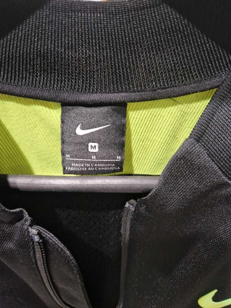 Мъжко спортно  яке Nike
