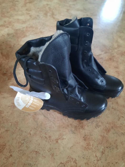 Берцы. Зима. Новые. 40 размер