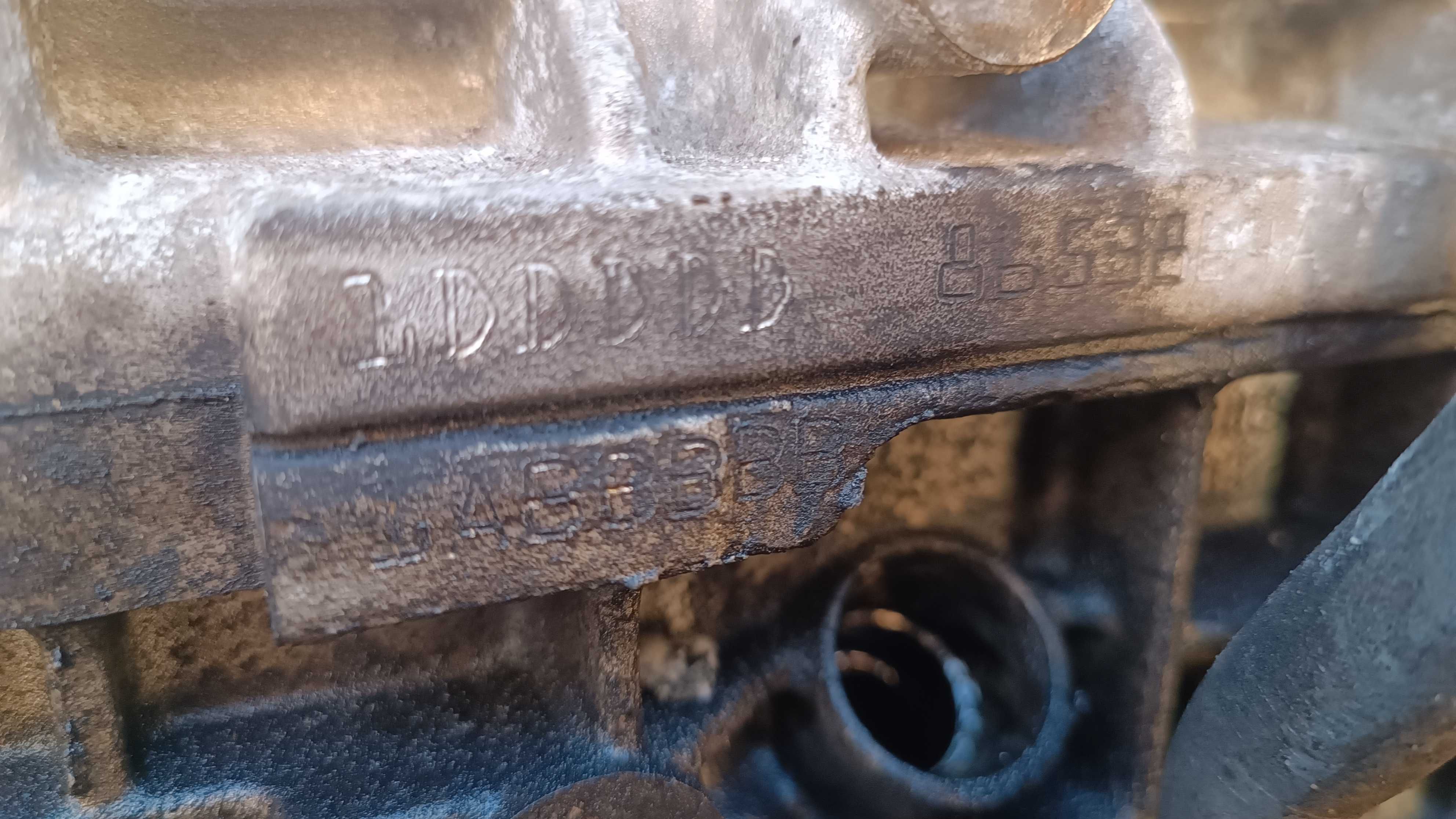 Двигател Volvo XC 90 D5 2.4